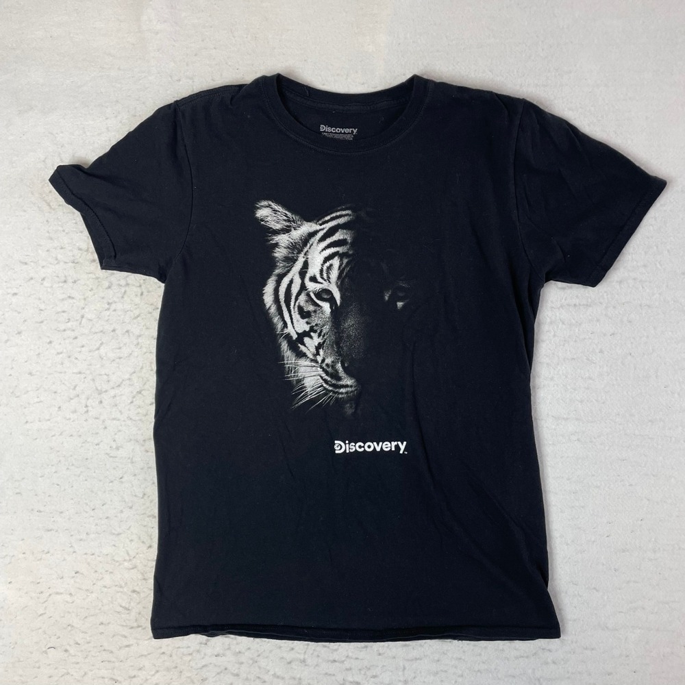 Discovery T-Shirt Mens Medium‎ Black Tiger Graphic Short Sleeve Cotton Tee